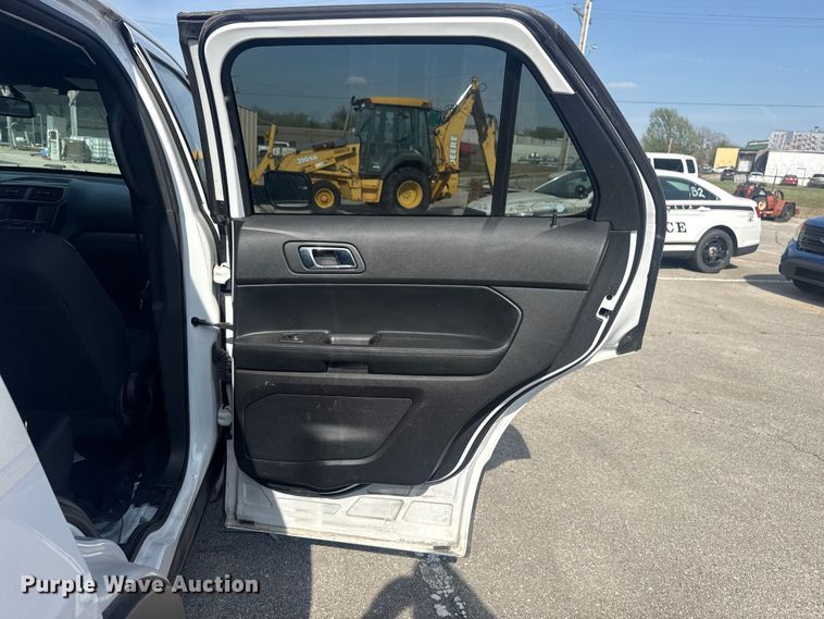 image for item FB8659 2017 Ford Explorer Police Interceptor SUV