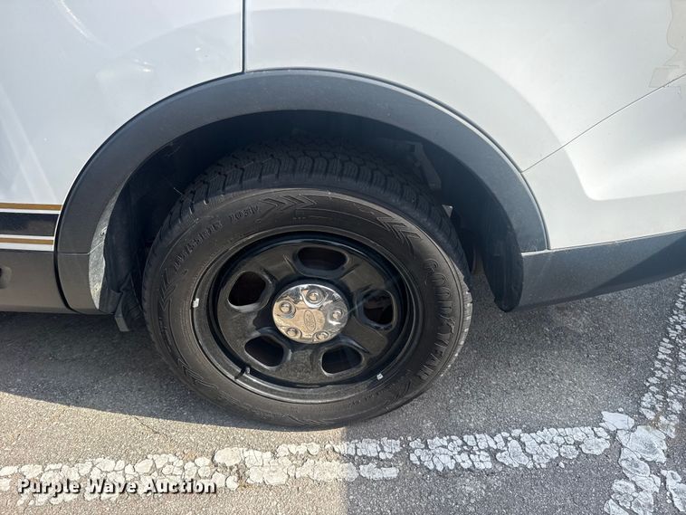 image for item FB8659 2017 Ford Explorer Police Interceptor SUV