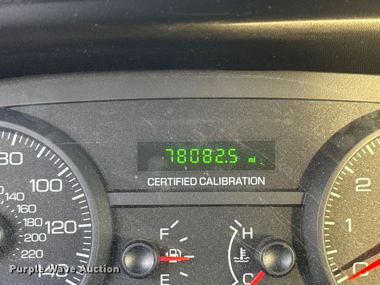 image for item FB8660 2011 Ford Crown Victoria Police Interceptor 