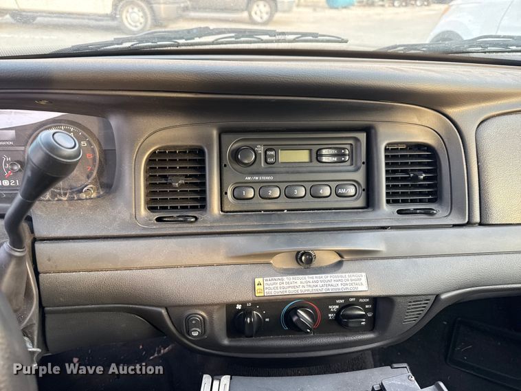 image for item FB8660 2011 Ford Crown Victoria Police Interceptor 