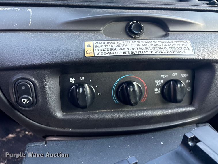 image for item FB8661 2011 Ford Crown Victoria Police Interceptor 