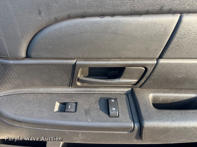 image for item FB8661 2011 Ford Crown Victoria Police Interceptor 