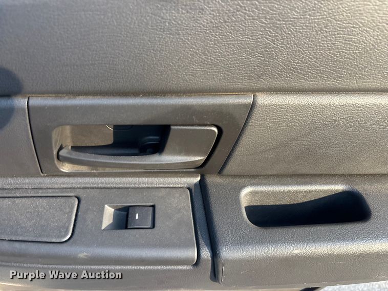 image for item FB8661 2011 Ford Crown Victoria Police Interceptor 