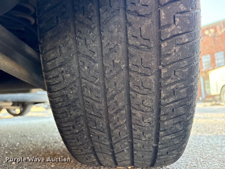 image for item FB8661 2011 Ford Crown Victoria Police Interceptor 