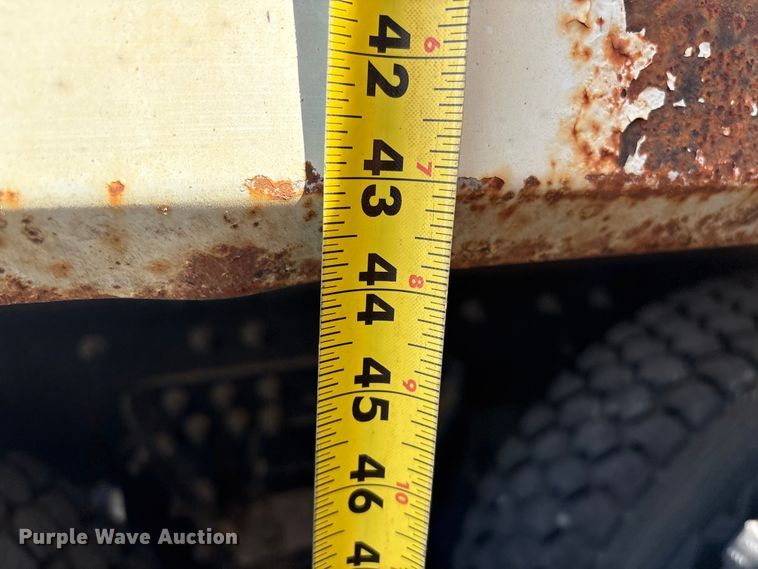 image for item FB8662 2011 International WorkStar 7400 dump truck