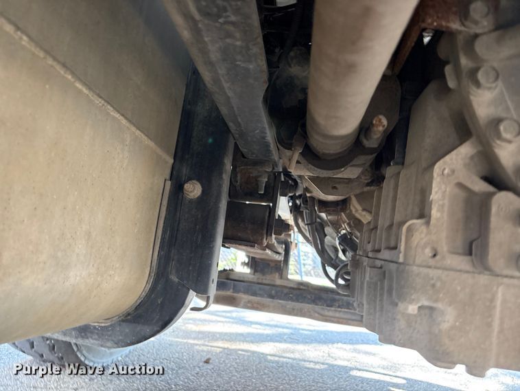 image for item FB8662 2011 International WorkStar 7400 dump truck