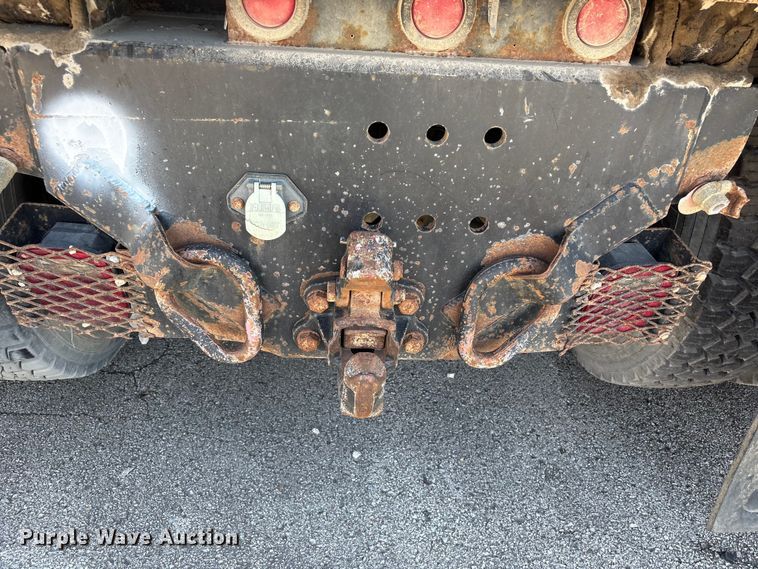 image for item FB8662 2011 International WorkStar 7400 dump truck