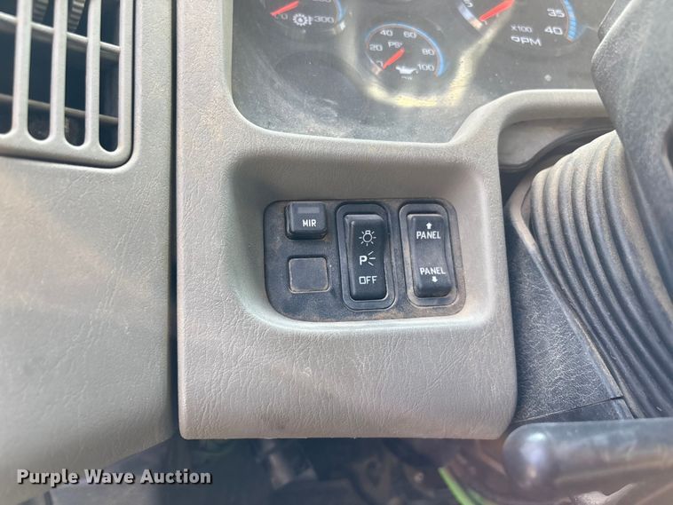 image for item FB8662 2011 International WorkStar 7400 dump truck