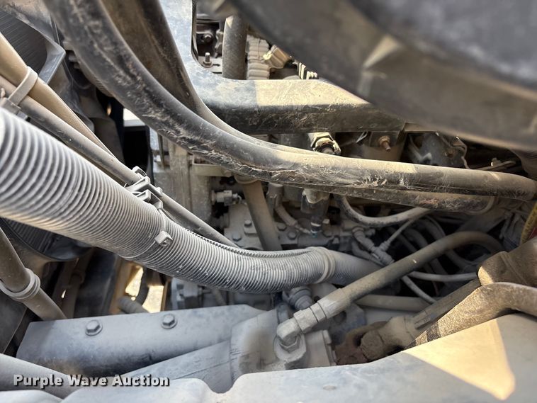 image for item FB8662 2011 International WorkStar 7400 dump truck