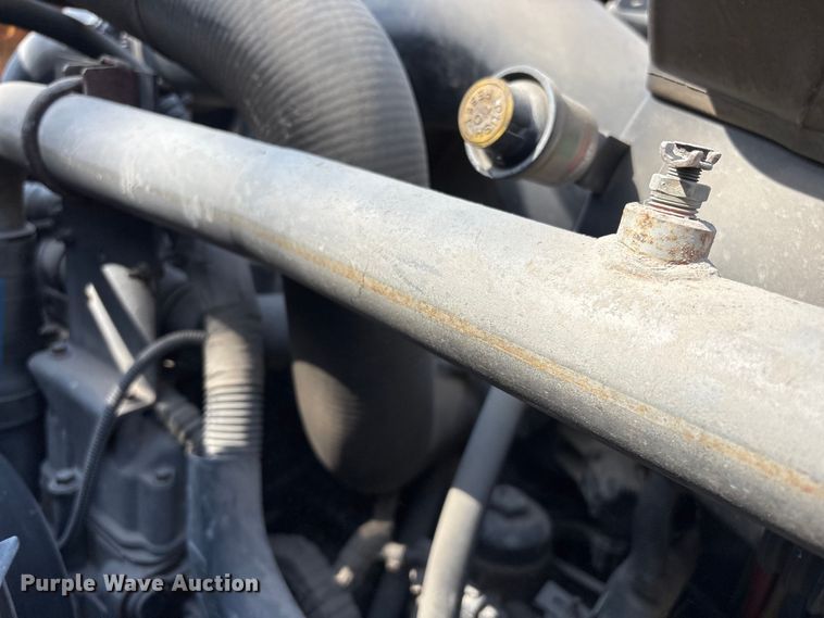 image for item FB8662 2011 International WorkStar 7400 dump truck