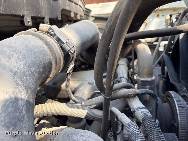 image for item FB8662 2011 International WorkStar 7400 dump truck