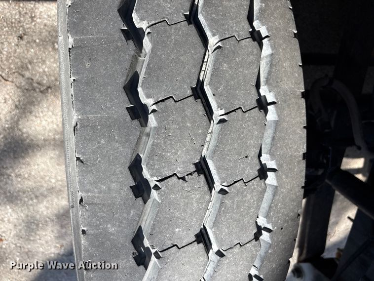 image for item FB8662 2011 International WorkStar 7400 dump truck