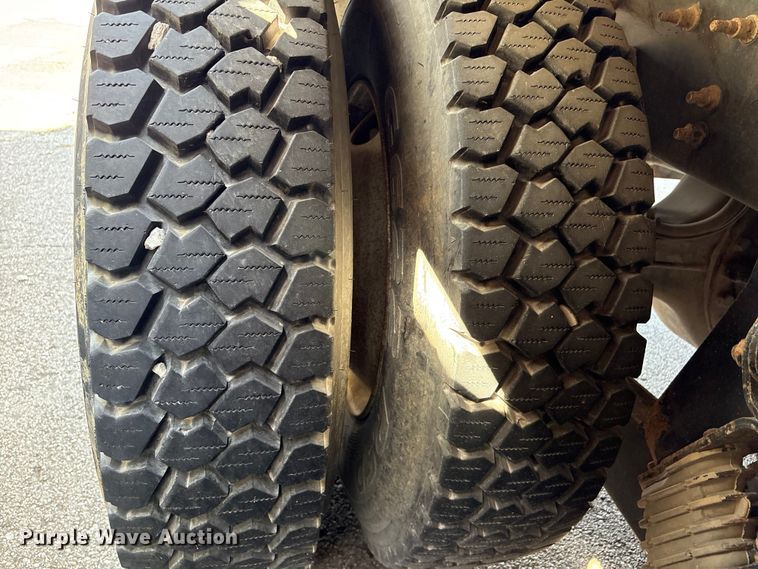 image for item FB8662 2011 International WorkStar 7400 dump truck