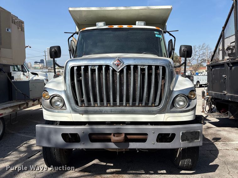 image for item FB8663 2011 International WorkStar 7400 dump truck
