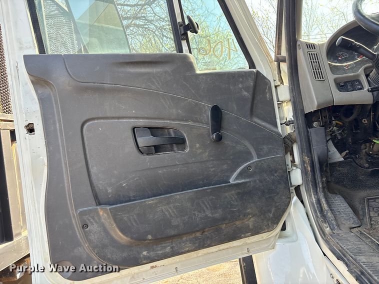 image for item FB8663 2011 International WorkStar 7400 dump truck