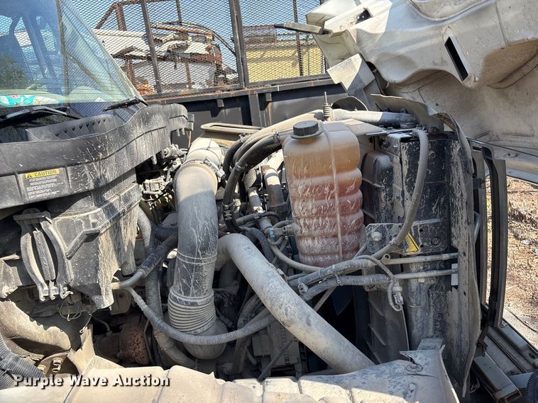 image for item FB8663 2011 International WorkStar 7400 dump truck