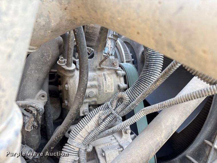 image for item FB8663 2011 International WorkStar 7400 dump truck