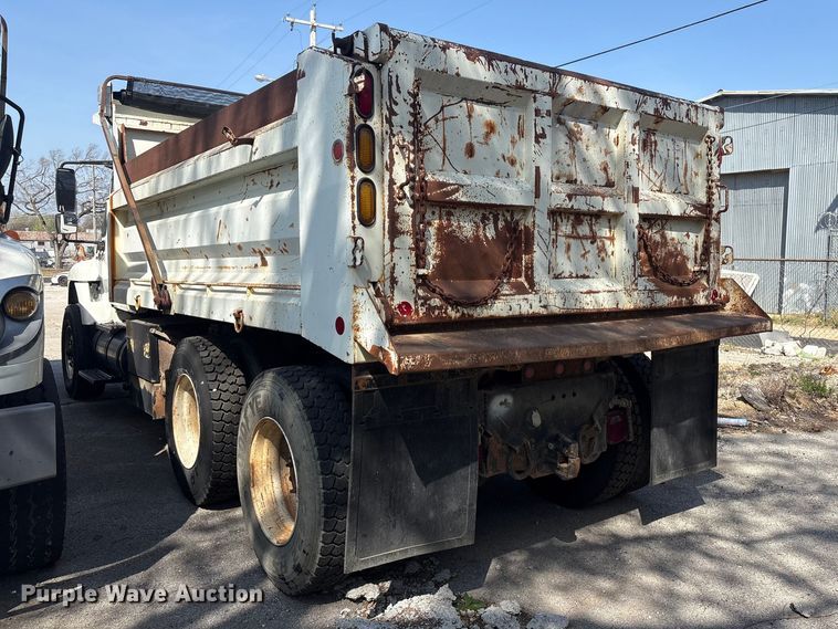 image for item FB8664 2009 International WorkStar 7400 dump truck