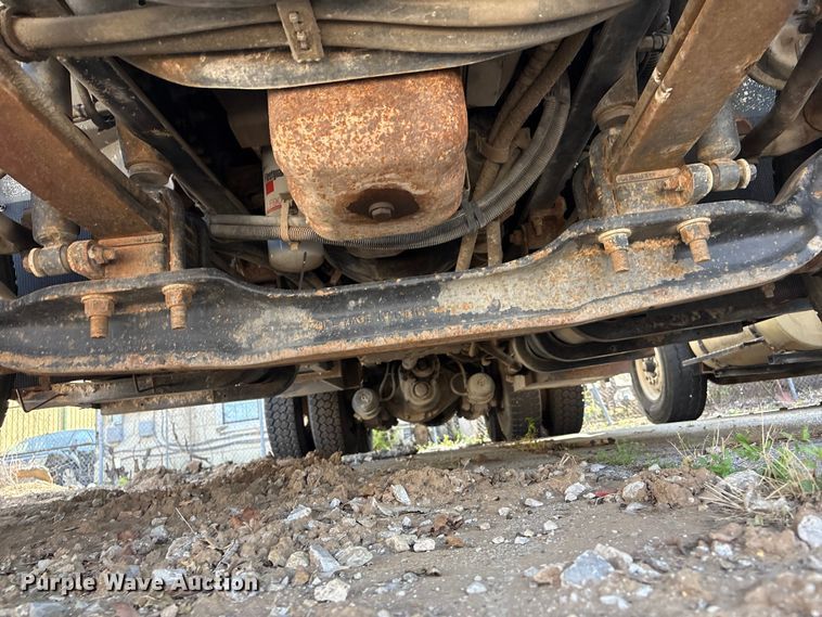 image for item FB8664 2009 International WorkStar 7400 dump truck