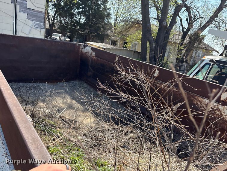 image for item FB8664 2009 International WorkStar 7400 dump truck