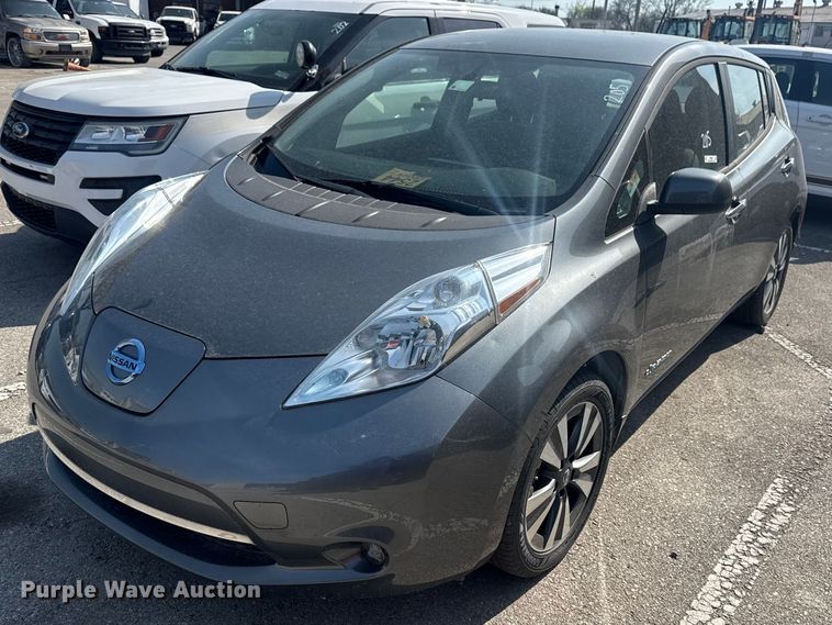 image for item FB8665 2017 Nissan Leaf 