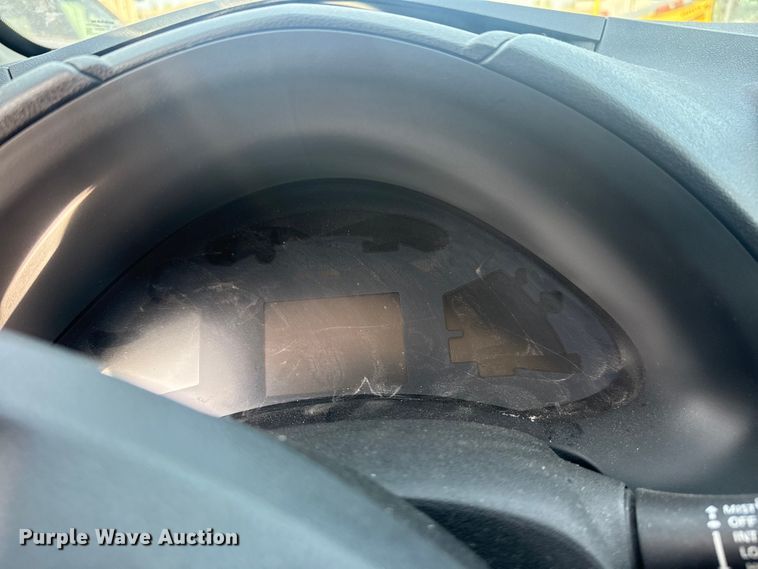 image for item FB8665 2017 Nissan Leaf 