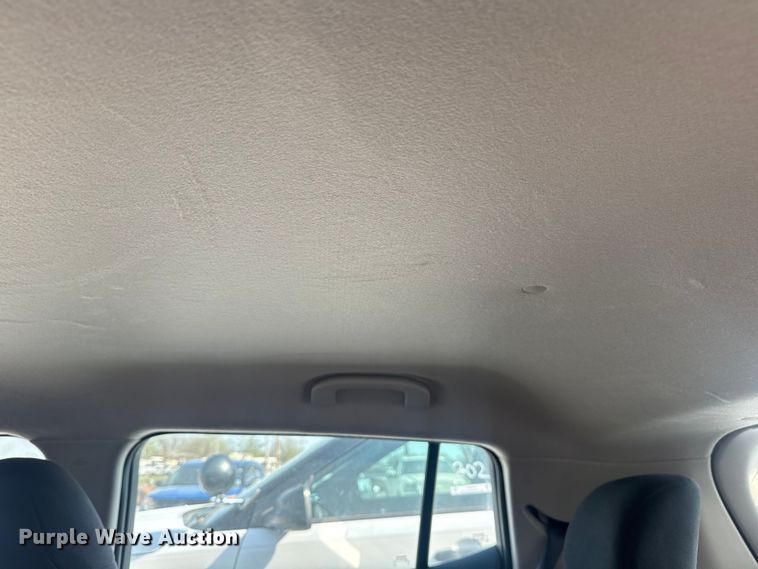 image for item FB8665 2017 Nissan Leaf 