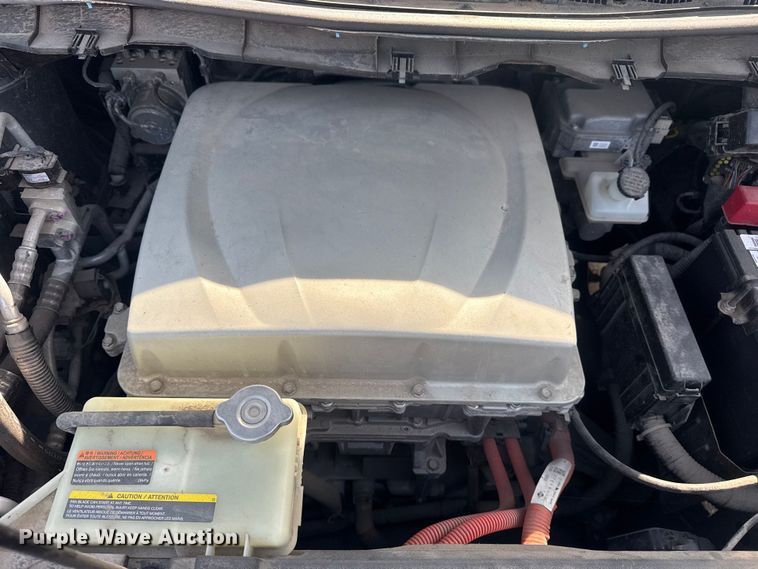 image for item FB8665 2017 Nissan Leaf 