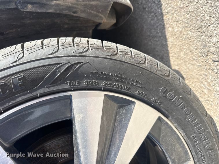 image for item FB8665 2017 Nissan Leaf 