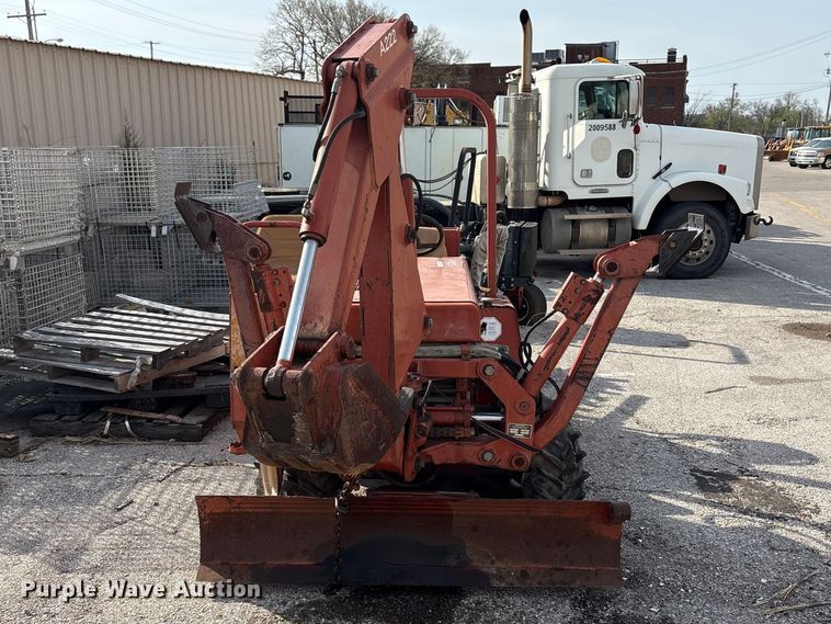 image for item FB8666 1995 Ditch Witch 3500 trencher