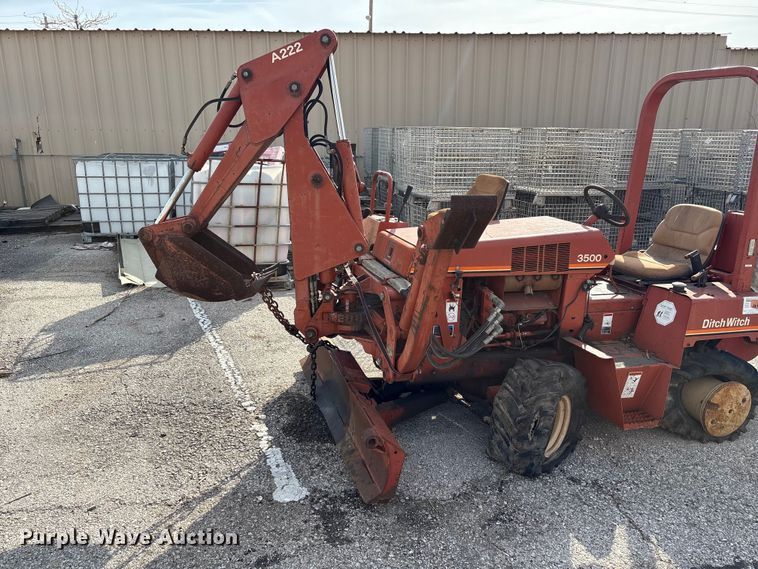 image for item FB8666 1995 Ditch Witch 3500 trencher