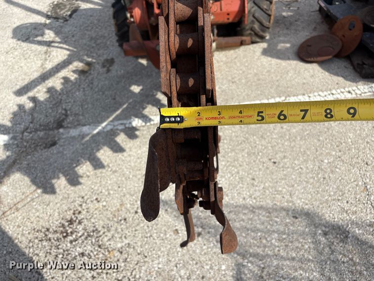 image for item FB8666 1995 Ditch Witch 3500 trencher