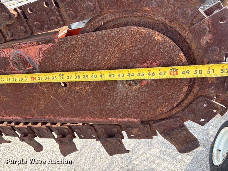 image for item FB8666 1995 Ditch Witch 3500 trencher