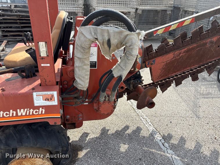 image for item FB8666 1995 Ditch Witch 3500 trencher