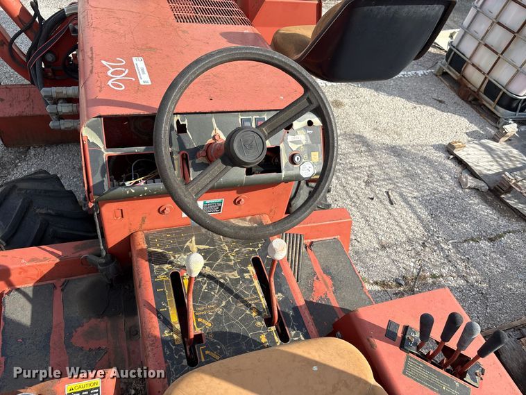image for item FB8666 1995 Ditch Witch 3500 trencher