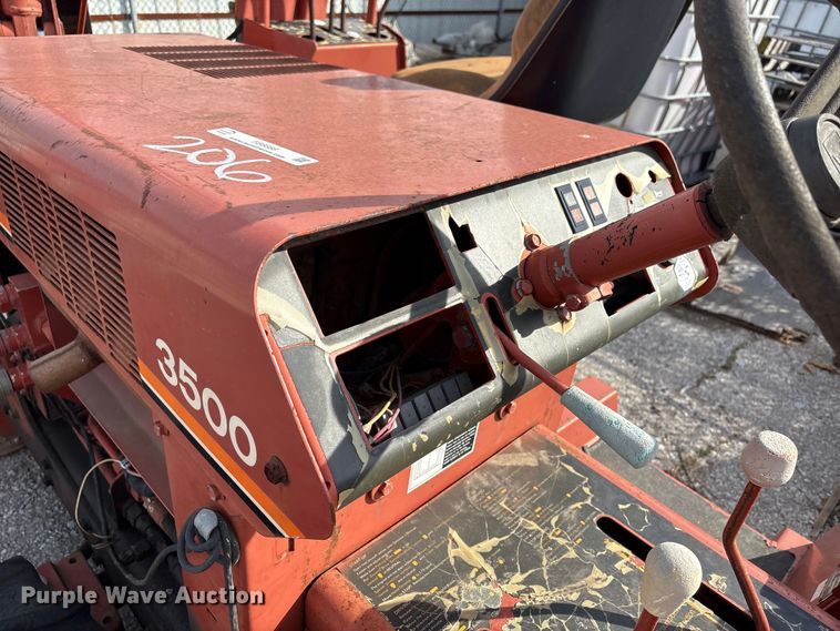 image for item FB8666 1995 Ditch Witch 3500 trencher