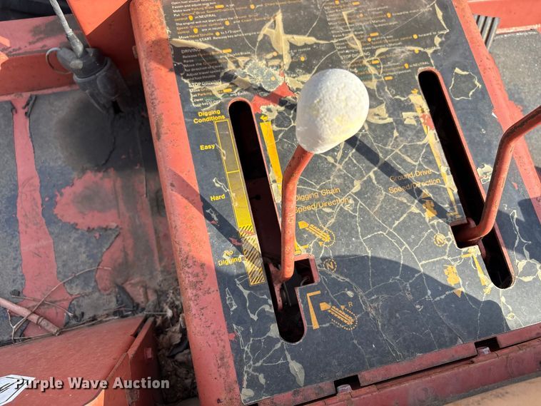 image for item FB8666 1995 Ditch Witch 3500 trencher