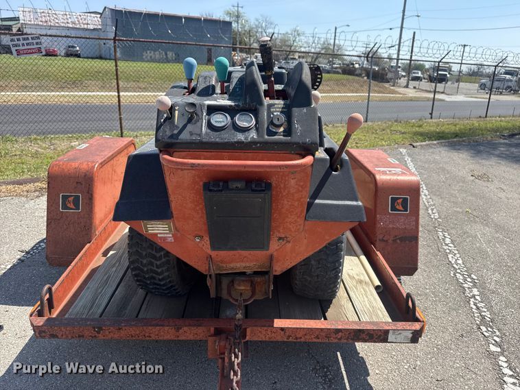 image for item FB8667 1989 Ditch Witch 1620 trencher