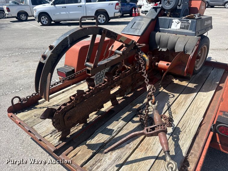image for item FB8667 1989 Ditch Witch 1620 trencher