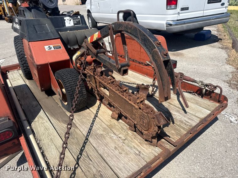 image for item FB8667 1989 Ditch Witch 1620 trencher