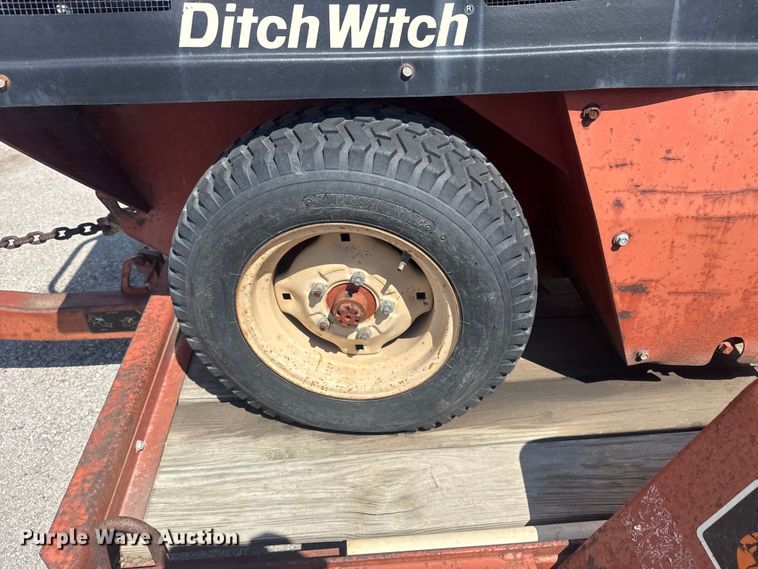 image for item FB8667 1989 Ditch Witch 1620 trencher