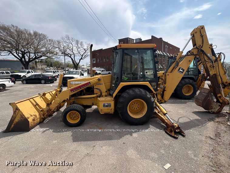 image for item FB8668 1994 John Deere 310D backhoe