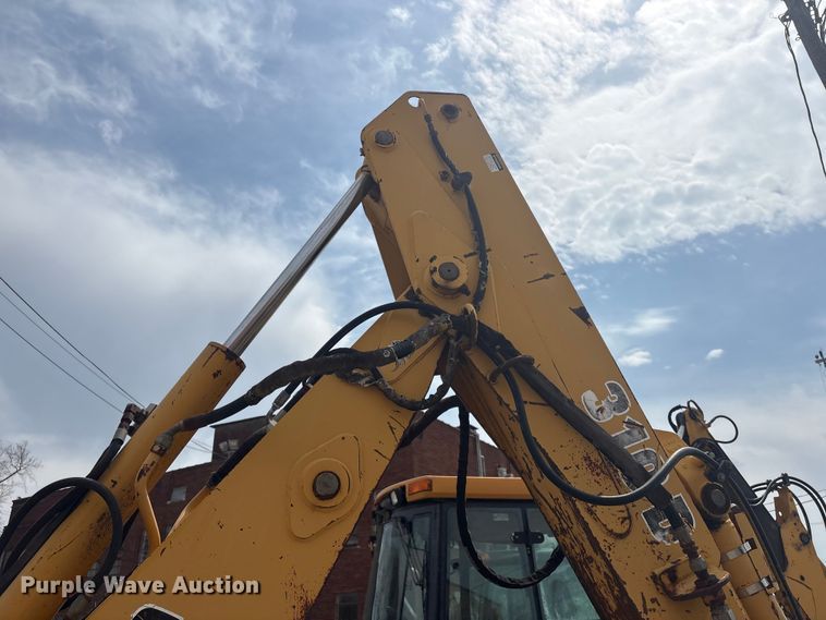 image for item FB8668 1994 John Deere 310D backhoe