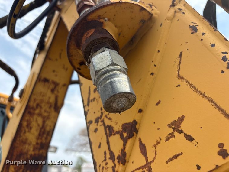 image for item FB8668 1994 John Deere 310D backhoe