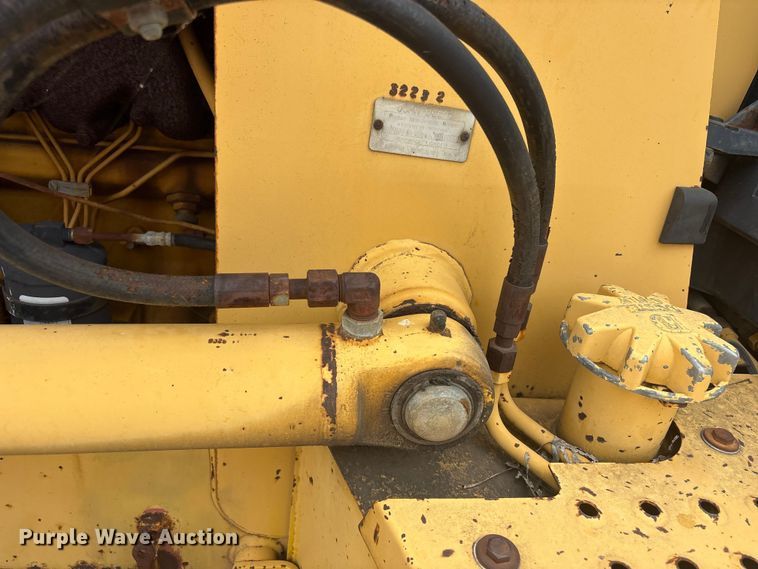 image for item FB8668 1994 John Deere 310D backhoe