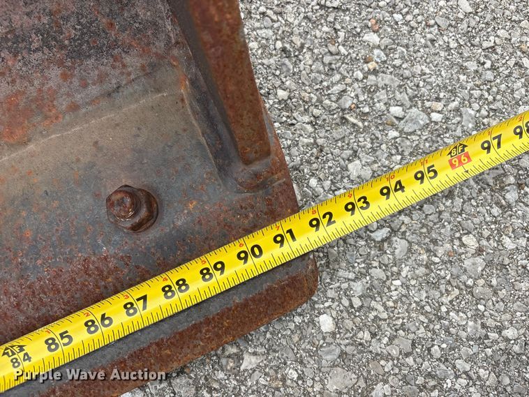 image for item FB8668 1994 John Deere 310D backhoe