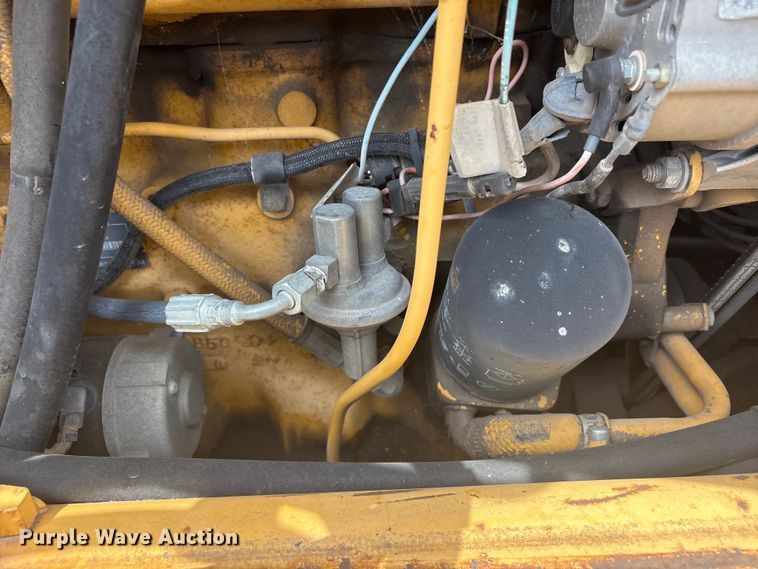 image for item FB8668 1994 John Deere 310D backhoe