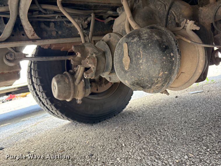 image for item FB8669 2011 International WorkStar 7400 utility / service truck