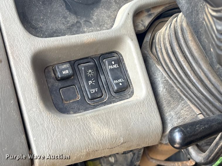 image for item FB8669 2011 International WorkStar 7400 utility / service truck