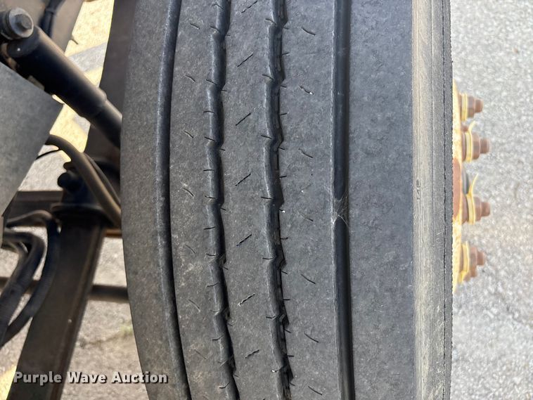 image for item FB8669 2011 International WorkStar 7400 utility / service truck